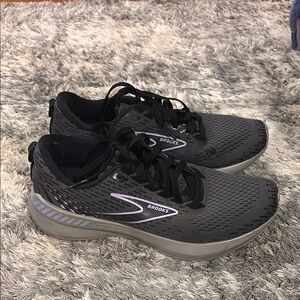 Brooks Black and Lavender Athletic Running Shoes